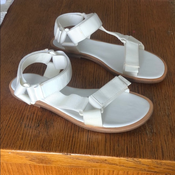 Vince Parks Sandal BNIB - Picture 1 of 4